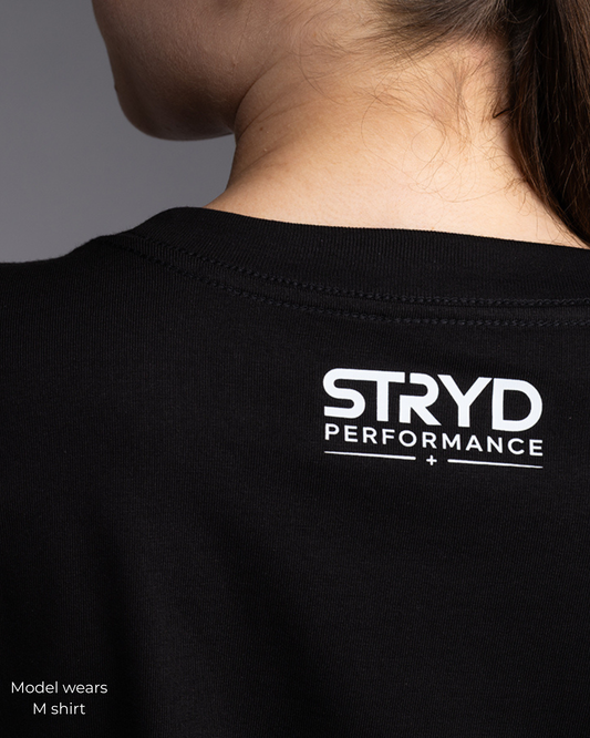 CROP IT LIKE ITS HOT Cropped Tee - BEATS. REPS. SWEATS.