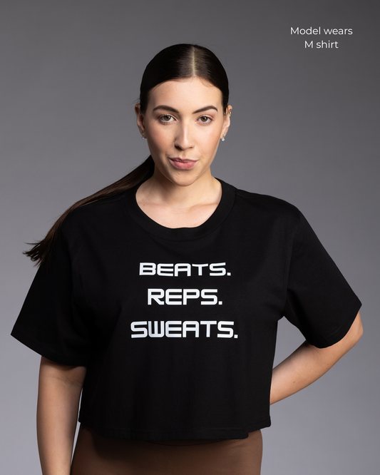 CROP IT LIKE ITS HOT Cropped Tee - BEATS. REPS. SWEATS.