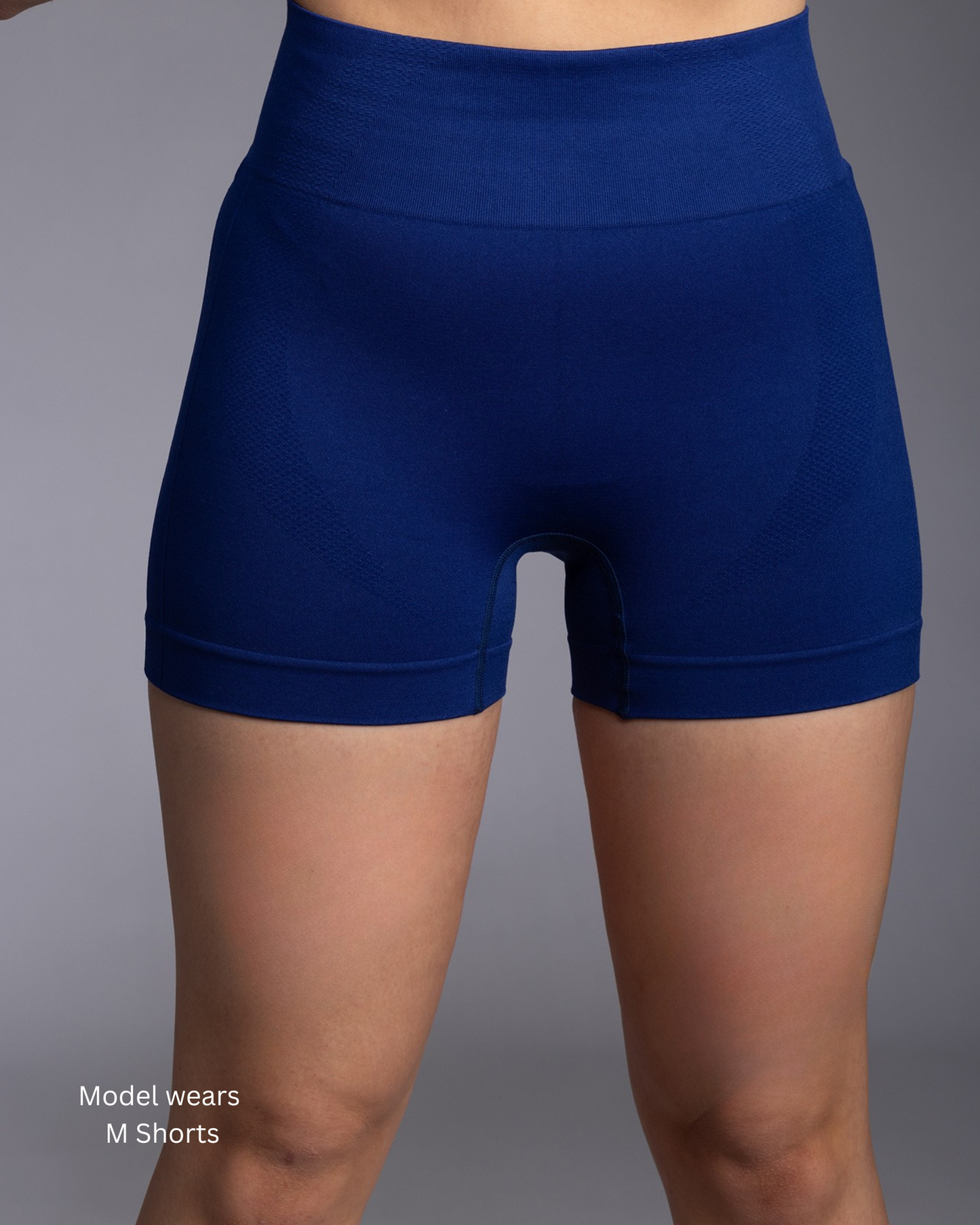 FORM FIT - Seamless Sculpting Training Shorts